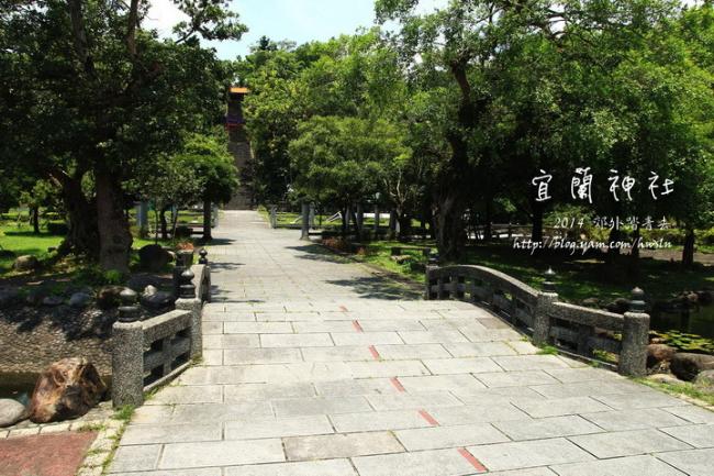 描述: http://pics25.yamedia.tw/41/userfile/h/hwsln/album/1526e6e635dac2.jpg