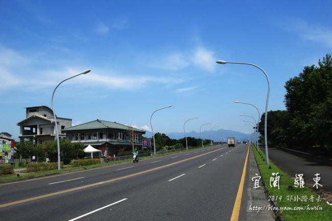 描述: http://pics25.yamedia.tw/41/userfile/h/hwsln/album/1526e6e3c82de4.jpg