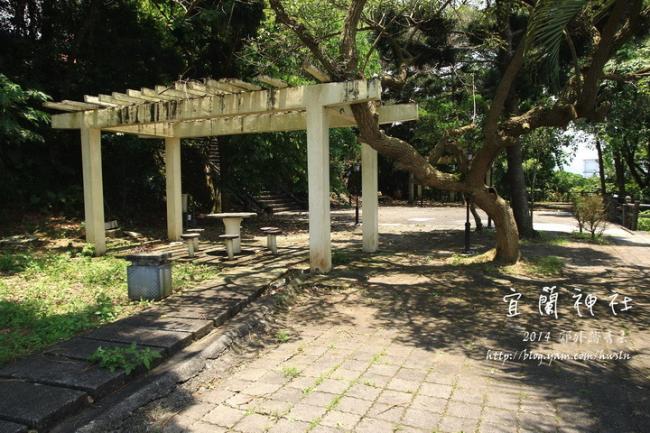 描述: http://pics25.yamedia.tw/41/userfile/h/hwsln/album/1526e6e99d69e8.jpg