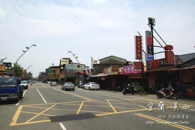 描述: http://pics25.yamedia.tw/41/userfile/h/hwsln/album/1526e6ebc9da77.jpg